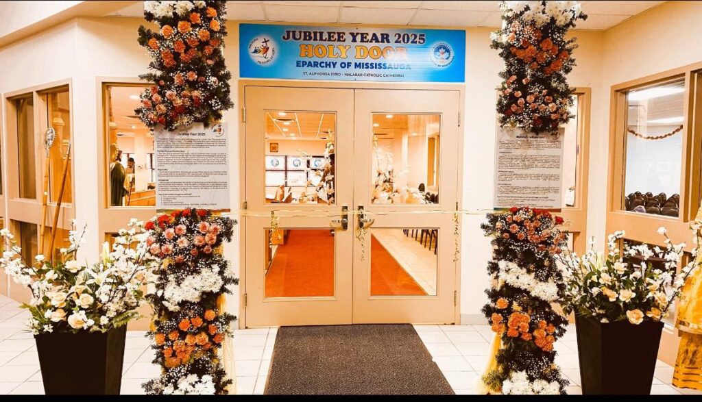 "പ്രത്യാശയുടെ തീർത്ഥാടകർ" ആഗോള കത്തോലിക്കാ സഭ 2025 ജൂബിലി വർഷം: മിസിസാഗ രൂപതാതല ആഘോഷങ്ങൾക്ക് തുടക്കമായി 1 2024 ക്രിസ്തുമസ് രാവിൽ ആഗോള കത്തോലിക്കാ സഭയുടെ ആസ്ഥാനമായ റോമിലെ സെൻ പീറ്റേഴ്സ് ബസിലിക്കയിൽ പരിശുദ്ധ പിതാവ് ഫ്രാൻസിസ് മാർപാപ്പ തുടക്കം കുറിച്ച 2025 ജൂബിലി വർഷത്തിന്റെ മിസിസാഗ രൂപതാതല ഉദ്ഘാടനം രൂപതാധ്യക്ഷൻ അഭിവന്ദ്യ മാർ ജോസ് കല്ലുവേലിൽ പിതാവിന്റെ നേതൃത്വത്തിൽ സെൻറ് അൽഫോൻസാ സീറോ മലബാർ കത്തീഡ്രൽ ഇടവക ദേവാലയത്തിൽ വച്ച് നടന്നു. ജൂബിലി വർഷത്തിനോട് അനുബന്ധിച്ച് തീർത്ഥാടന കേന്ദ്രമായി ഉയർത്തപ്പെട്ട കത്തീഡ്രൽ ഇടവകയിൽ വിശുദ്ധ വാതിൽ (Holy Door) തുറന്ന് അതിലൂടെ ദേവാലയത്തിലേക്ക് പ്രവേശിച്ച് വിശുദ്ധ ബലിയർപ്പിച്ചാണ് 2025 ജൂബിലി വർഷത്തിന് രൂപതയിൽ തുടക്കമായത്. ചടങ്ങിന് മുന്നോടിയായി ഇടവക ദേവാലയത്തിൽ എത്തിച്ചേർന്ന രൂപതാ അധ്യക്ഷനെ, പുരാതന നസ്രാണി പാരമ്പര്യം നിലനിർത്തി ധൂപാർപ്പണം ചെയ്ത് കുരിശും ബൈബിളും നൽകി അസിസ്റ്റൻറ് വികാരി ഫാ. ഫ്രാൻസിസിന്റെയും കൈകാരന്മാരുടെയും മറ്റ് കമ്മിറ്റി അംഗങ്ങളുടെയും നൂറുകണക്കിന് വിശ്വാസികളുടെയും സാന്നിധ്യത്തിൽ ഇടവക വികാരി ഫാ. അഗസ്റ്റിൻ ഔദ്യോഗികമായി സ്വീകരിച്ചു. തുടർന്ന് പ്രത്യാശയുടെ വിശുദ്ധ കവാടത്തിലൂടെ അഭിവന്ദ്യ പിതാവിന്റെ സാന്നിധ്യത്തിൽ ഇടവക സമൂഹം ഒന്നുചേർന്ന് ദേവാലയത്തിലേക്ക് പ്രവേശിക്കുകയും പ്രാർത്ഥന നിർഭരമായ ദിവ്യബലിയിൽ പങ്കെടുക്കുകയും ചെയ്തു. കുർബാനമധ്യേ പ്രത്യാശയുടെ തീർത്ഥാടകരായ ഓരോ വിശ്വാസിയുടെയും അജപാലന ദൗത്യത്തെക്കുറിച്ച് അഭിവന്ദ്യ പിതാവ് എടുത്തു പറയുകയുണ്ടായി. പലവിധ കാരണങ്ങളാൽ നിരാശയിലാകപ്പെട്ടിരിക്കുന്ന ലോക ജനതയ്ക്കും വരും തലമുറയ്ക്കും പ്രത്യാശയുടെ ഒരു പൊൻകിരണം പകർന്നു നൽകുവാൻ ഓരോ വിശ്വാസിക്കും സാധിക്കട്ടെ എന്നും പിതാവ് ഉദ്ബോധിപ്പിച്ചു.2024 ഡിസംബർ 24ന് പരിശുദ്ധ പിതാവ് ഫ്രാൻസിസ് പാപ്പയാൽ ഔദ്യോഗികമായി ഉദ്ഘാടനം ചെയ്യപ്പെട്ട് തുടക്കം കുറിച്ച 2025 ജൂബിലി വർഷം 2026 ജനുവരി 6-ന് ദനഹാ തിരുനാളോടു കൂടി കത്തോലിക്കാ സഭയിൽ സമാപിക്കും. WhatsApp Image 2025 02 09 at 8.13.46 PM 1 Malayalam News