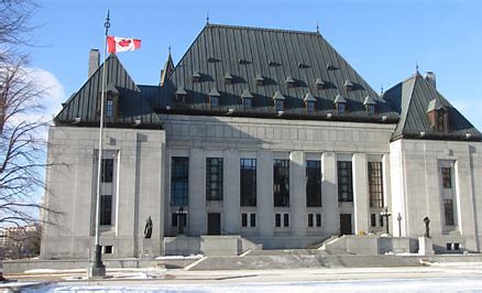 ക്യൂബെക് സർക്കാർ സുപ്രീം കോടതിയിൽ supreme court Anglophone community