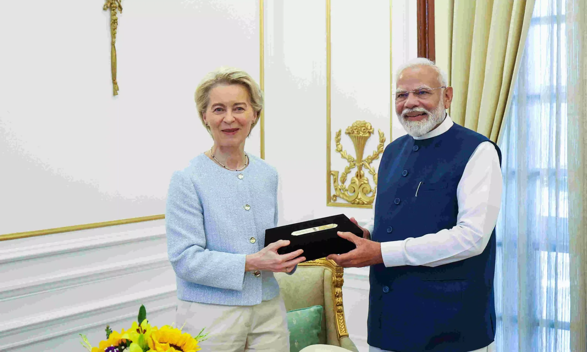 563523 ursula modi 2 INDIA EU TIES