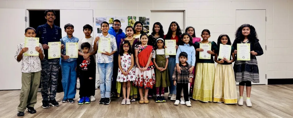 എഡ്മിൻ്റണിലെ മഞ്ചാടി മലയാളം സ്കൂൾ കണിക്കൊന്ന സർട്ടിഫിക്കറ്റുകൾ വിതരണം ചെയ്തു. 1 കാനഡ: എഡ്മിൻ്റണിലെ അസോസിയേഷൻ ഫോർ സോഷ്യൽ സർവീസസ് എഡ്യൂക്കേഷൻ ട്രെയിനിങ് (അസറ്റ് ) നടത്തുന്ന മഞ്ചാടി മലയാളം സ്കൂൾ കണിക്കൊന്ന സർട്ടിഫിക്കേറ്റ് വിതരണവും, കേരള ദിനാഘോഷവും നടത്തി. കേരള സർക്കാരിൻ്റെ രണ്ട് വർഷത്തെ മലയാള പഠന പദ്ധതിയാണ് കണിക്കൊന്ന. 77c6738e 5983 45e6 9175 9d0ec8fc08a8 Canada