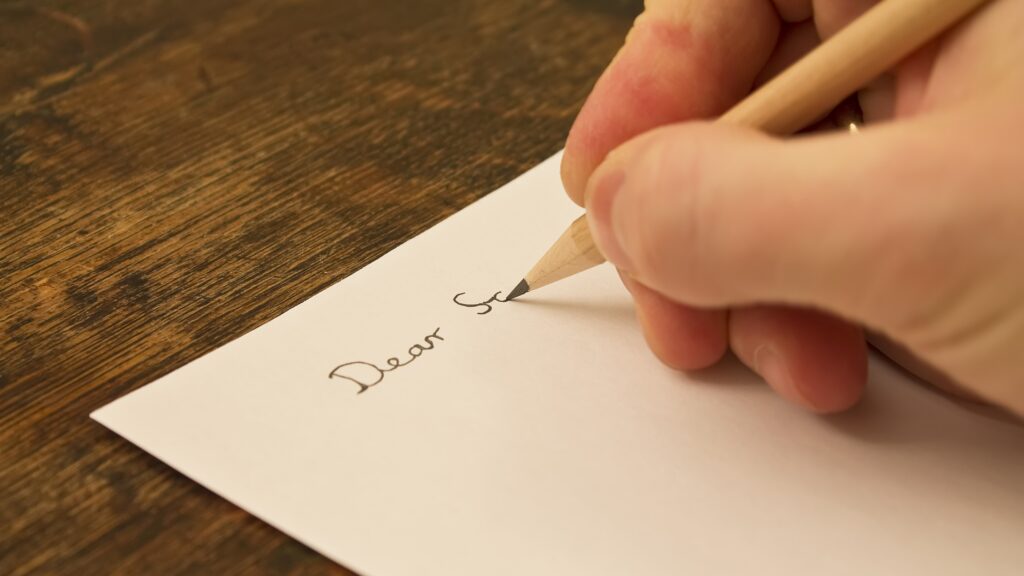 revival of letter writing 1 Are handwritten messages obsolete?